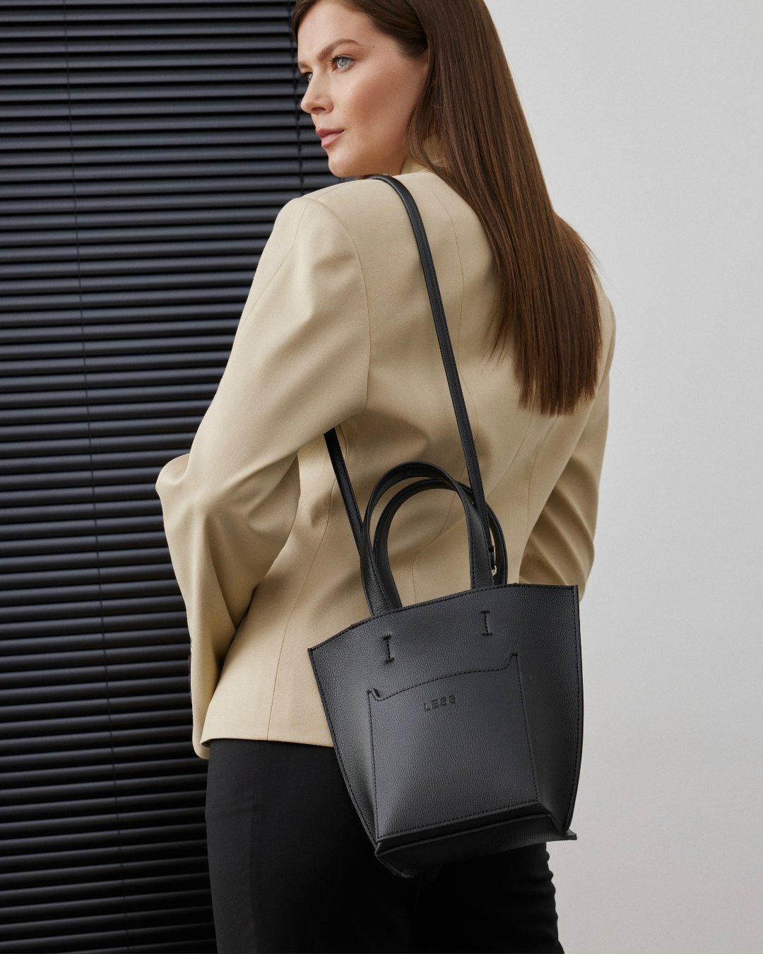 Миниатюрная новинка в LESS. Модель «Кира» 🖤