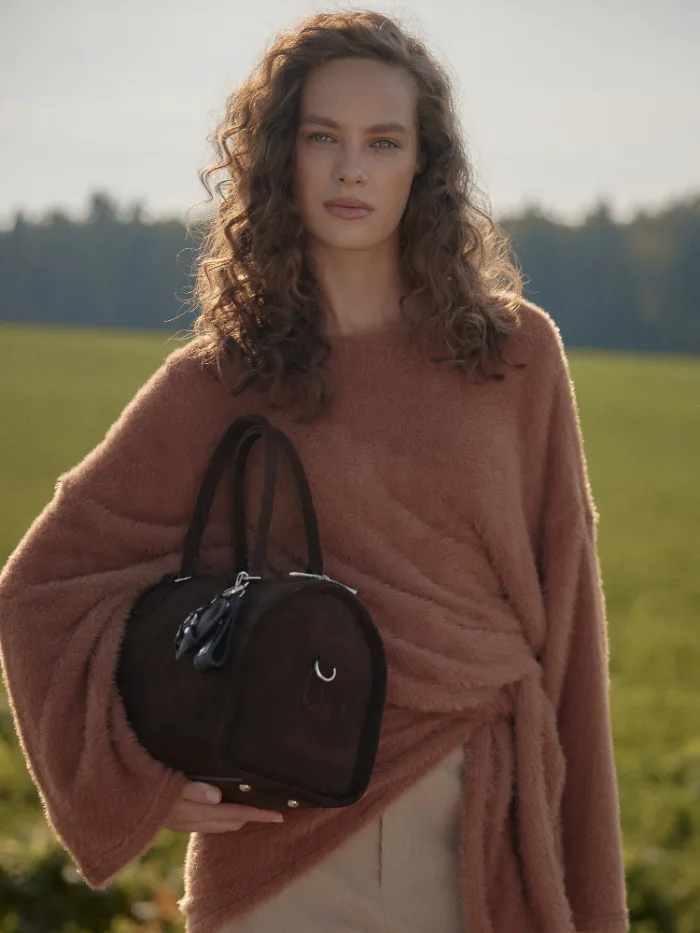 Аделина — Коричневый